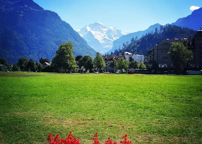 Thun Alps Scenic Views And Concierge By Swisshut *