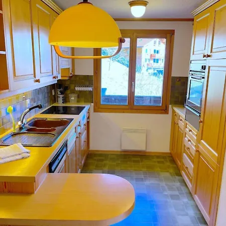 Thun Alps Scenic Views And Concierge By Swisshut Apartman *